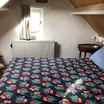 Lovely Cottage By The Seaside