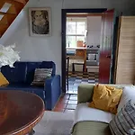 Lovely Cottage By The Seaside